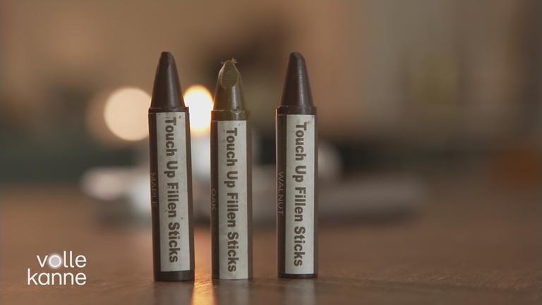 Kratzer aus Holzböden entfernen