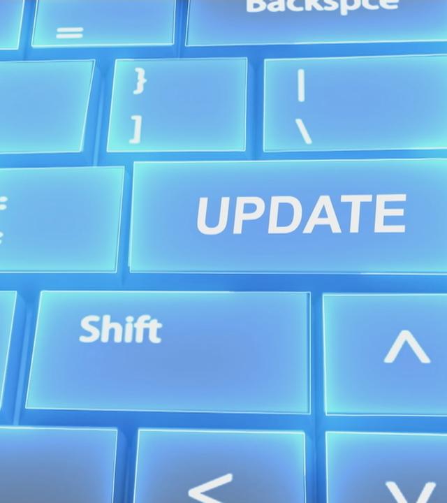 Herangezoomtes Bild einer Computertastatur mit Fokus auf Taste "UPDATE"