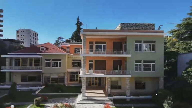 Die Diktatorvilla als Künstlerresidenz