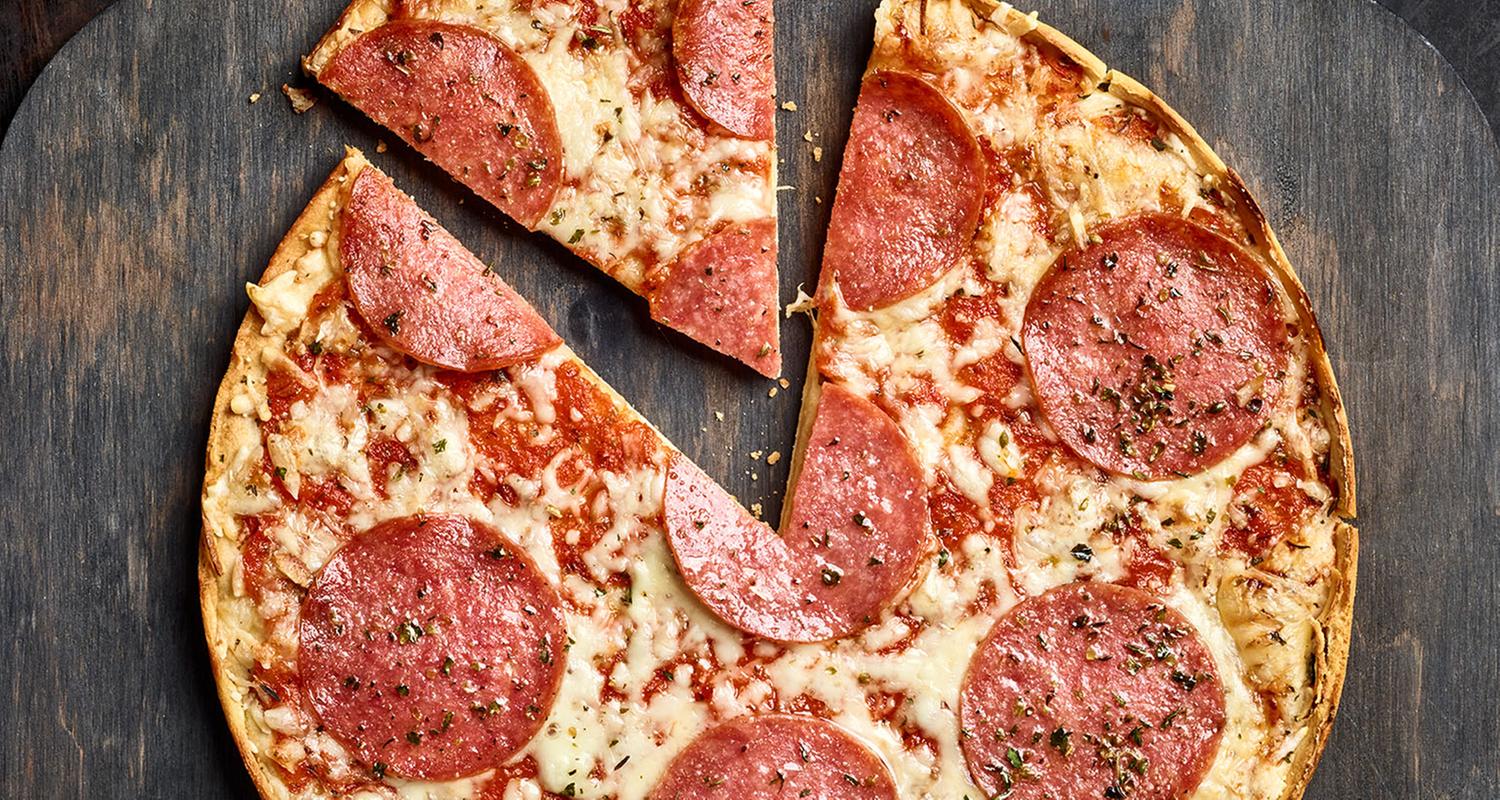 50 Kerzen für die Tiefkühlpizza!