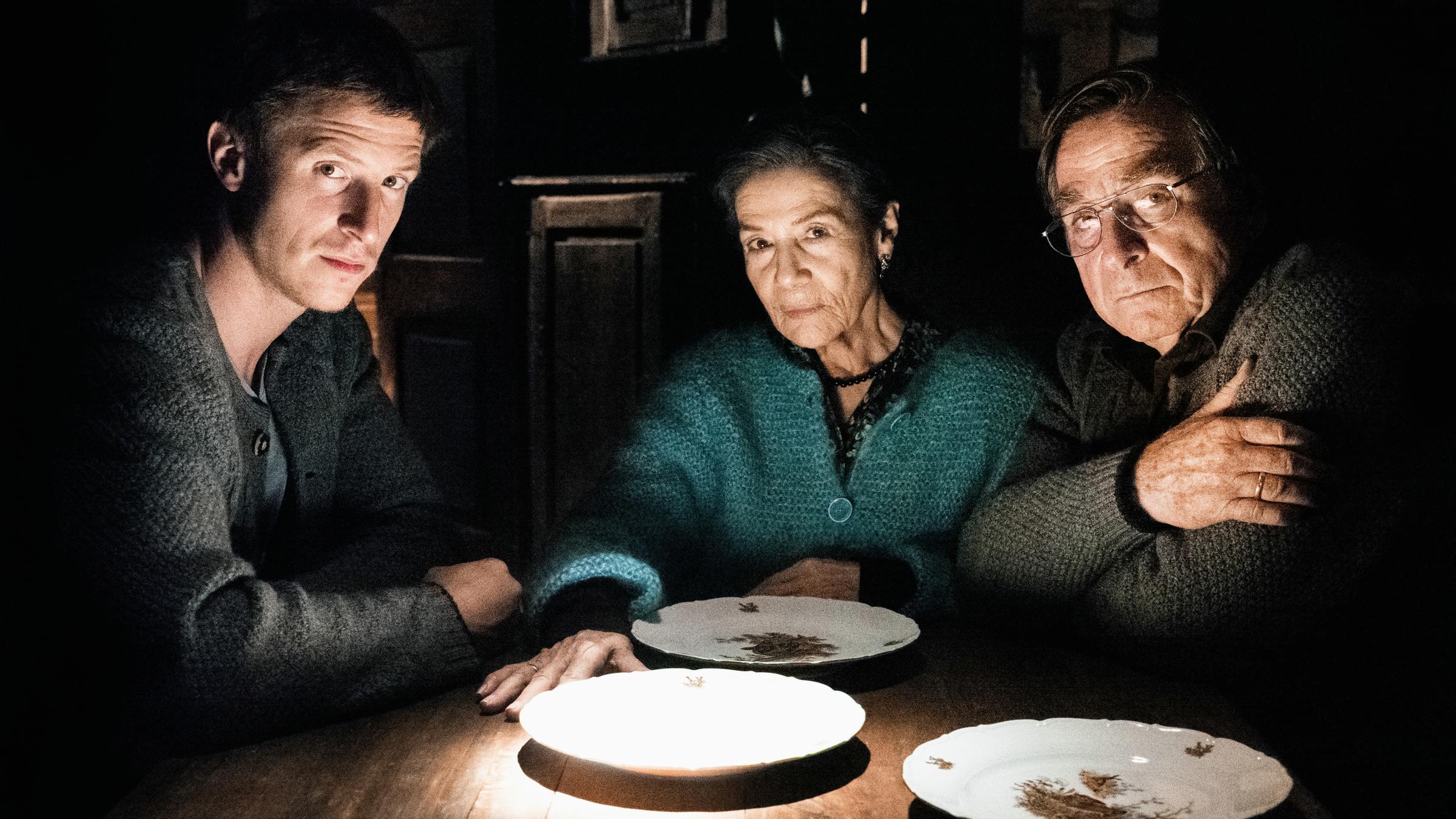 Hannelore Elsner - Kirschblüten & Dämonen (2019)