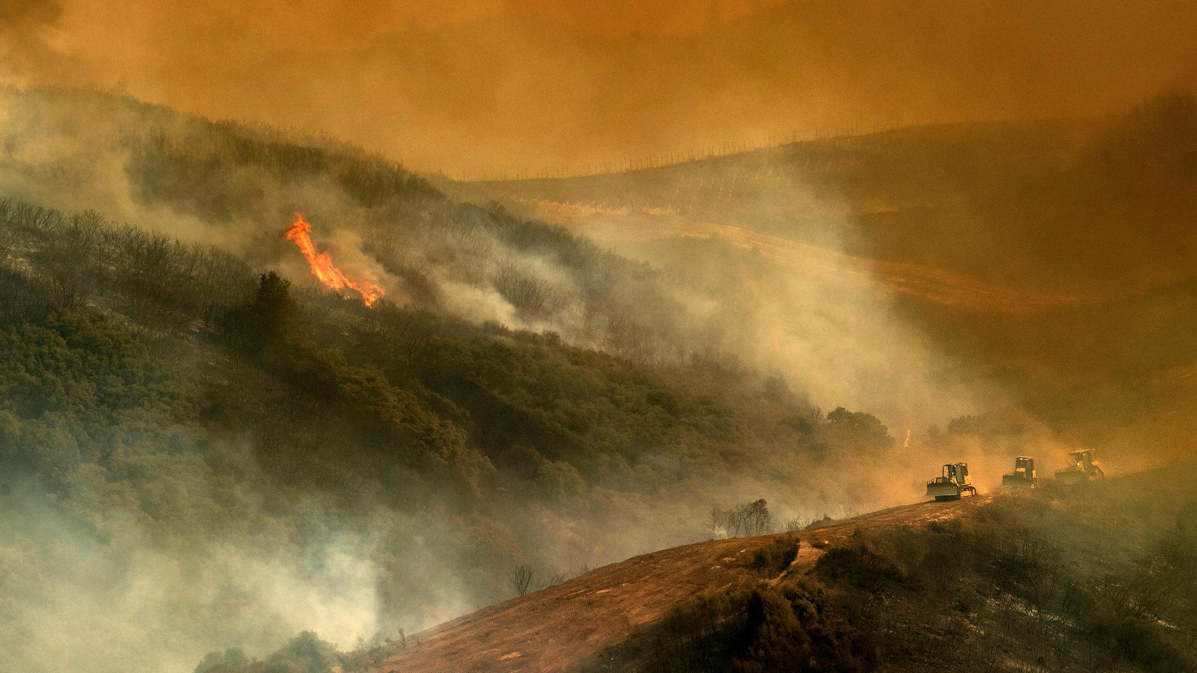 Brennende Lanschaft in Lakeport, Kalifornien am 31.7.2018