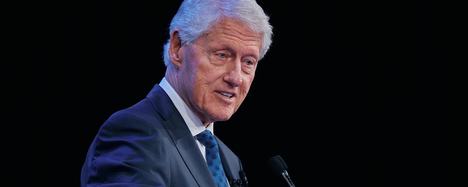 24.09.2025, USA, New York: Der ehemalige US-Präsident Bill Clinton spricht während der Clinton Global Initiative in New York.