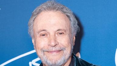 Billy Crystal nimmt an der Broadway-Premierenfeier von „Billy Crustal 860“ im Imperial Theatre in New York teil