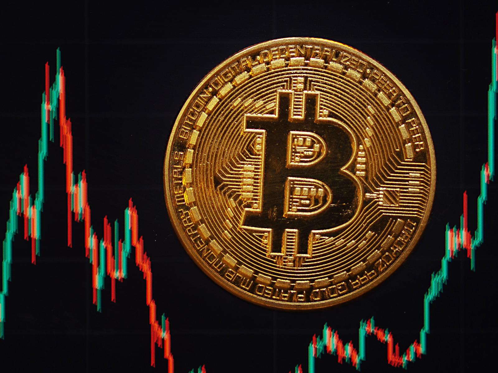 Nach Trump-Euphorie: Bitcoin überwindet 100.000-Dollar-Marke