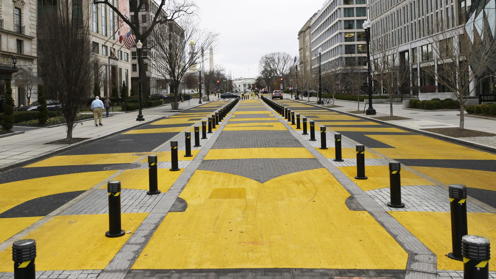 "Black Lives Matter" Schriftzug in Washington 