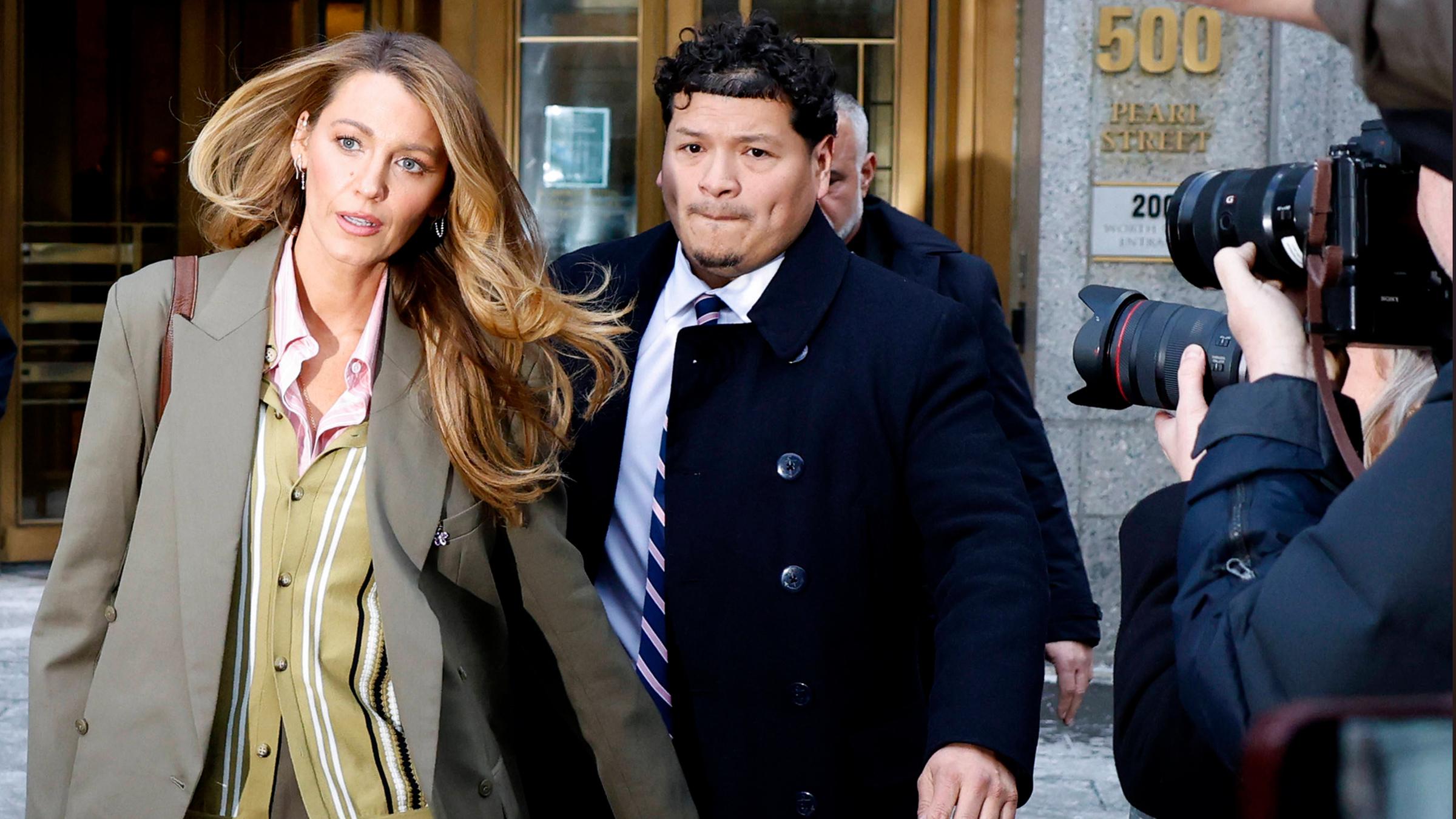 Schauspielerin Blake Lively verlässt am 11.02.2026, in New York City, das US-Bezirksgericht in Manhattan nach einer Vergleichsverhandlung