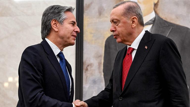 US-Außenminister Antony Blinken trifft auf den türkischen Präsidenten Recep Tayyip Erodgan in Ankara.
