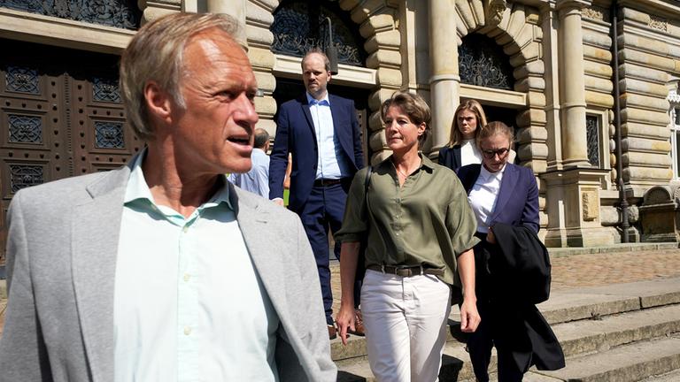 Christina Block vermutlich nach einem Gerichtsprozess