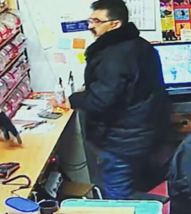 Überfallopfer schlägt Räuber in die Flucht