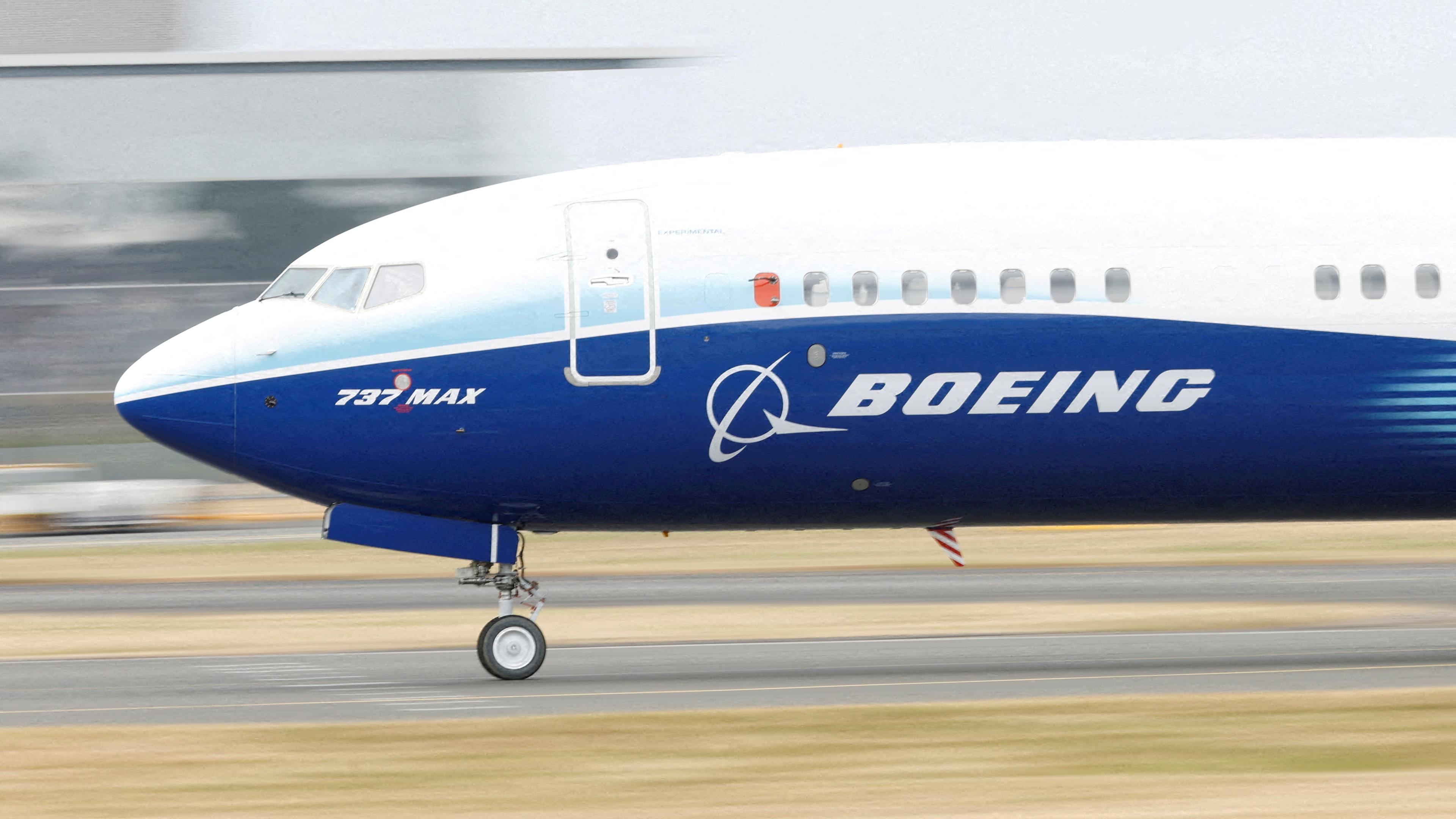 Eine Boeing 737 Max während der Farnborough International Luftshow.