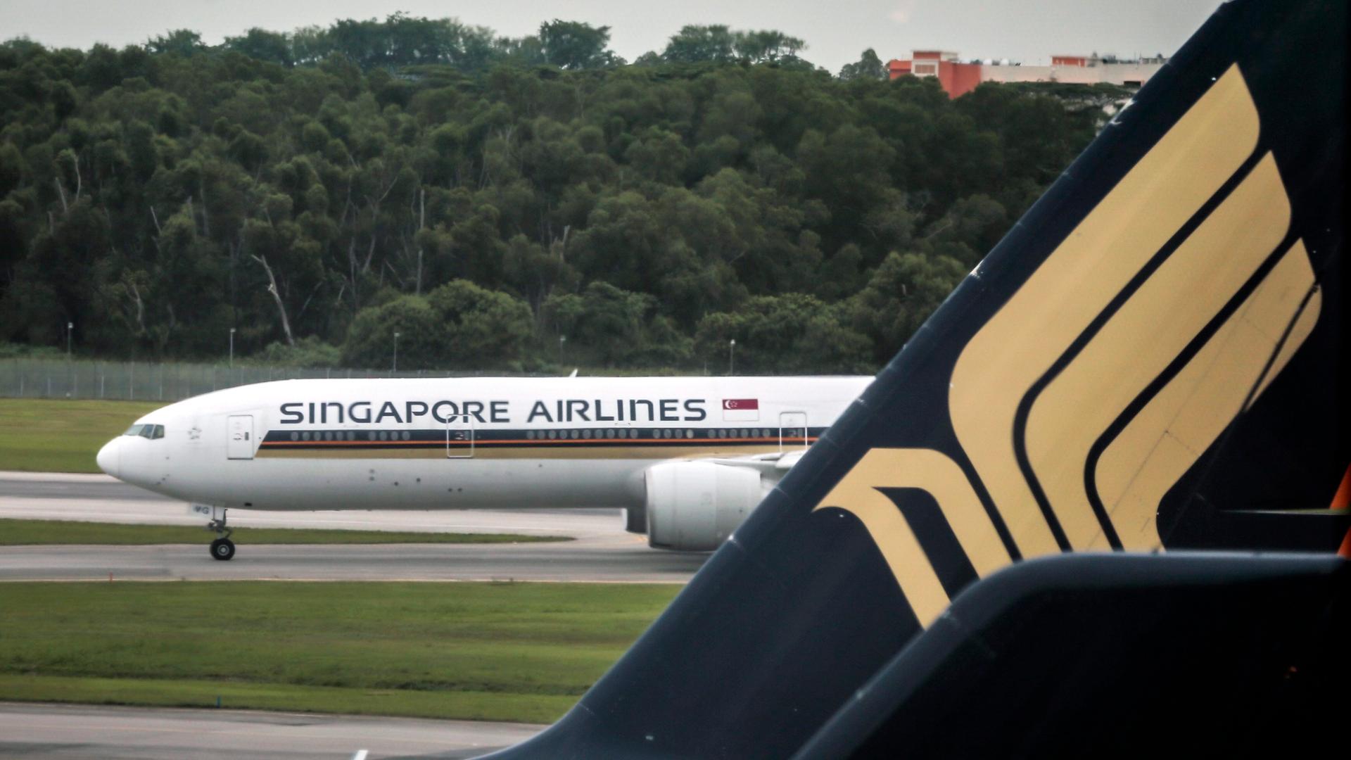Singapur: Eine Boeing 777 von Singapore Airlines auf dem Flughafen von Singapur, Archivbild