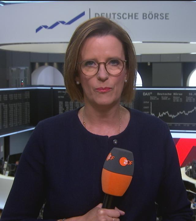 ZDF-Korrespondentin Valerie Haller von der Frankfurter Börse.