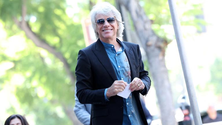 Jon Bon Jovi nach OP wieder auf Tour