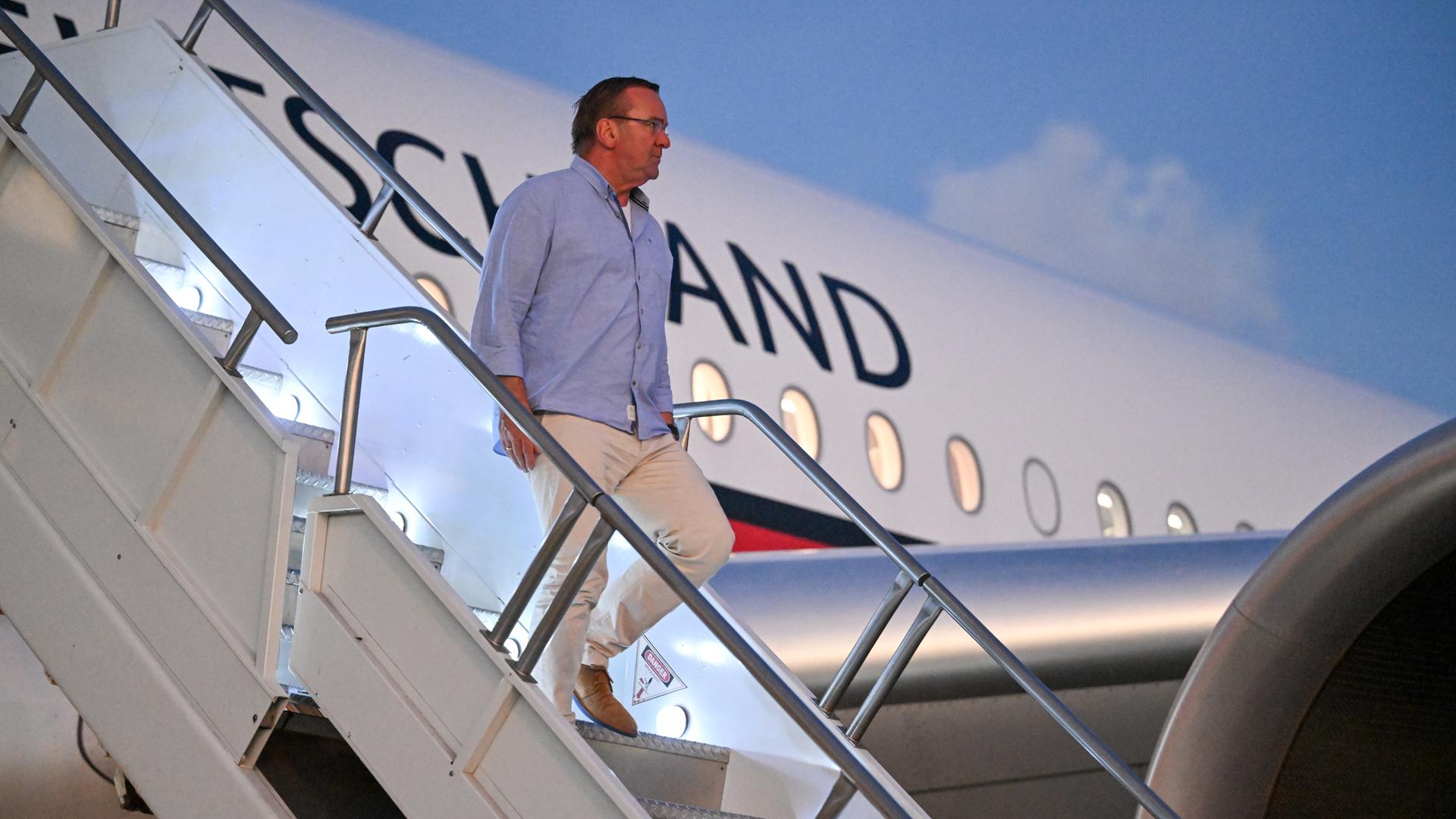 Boris Pistorius kommt auf dem Honolulu International Airport an am 30.07.2024.