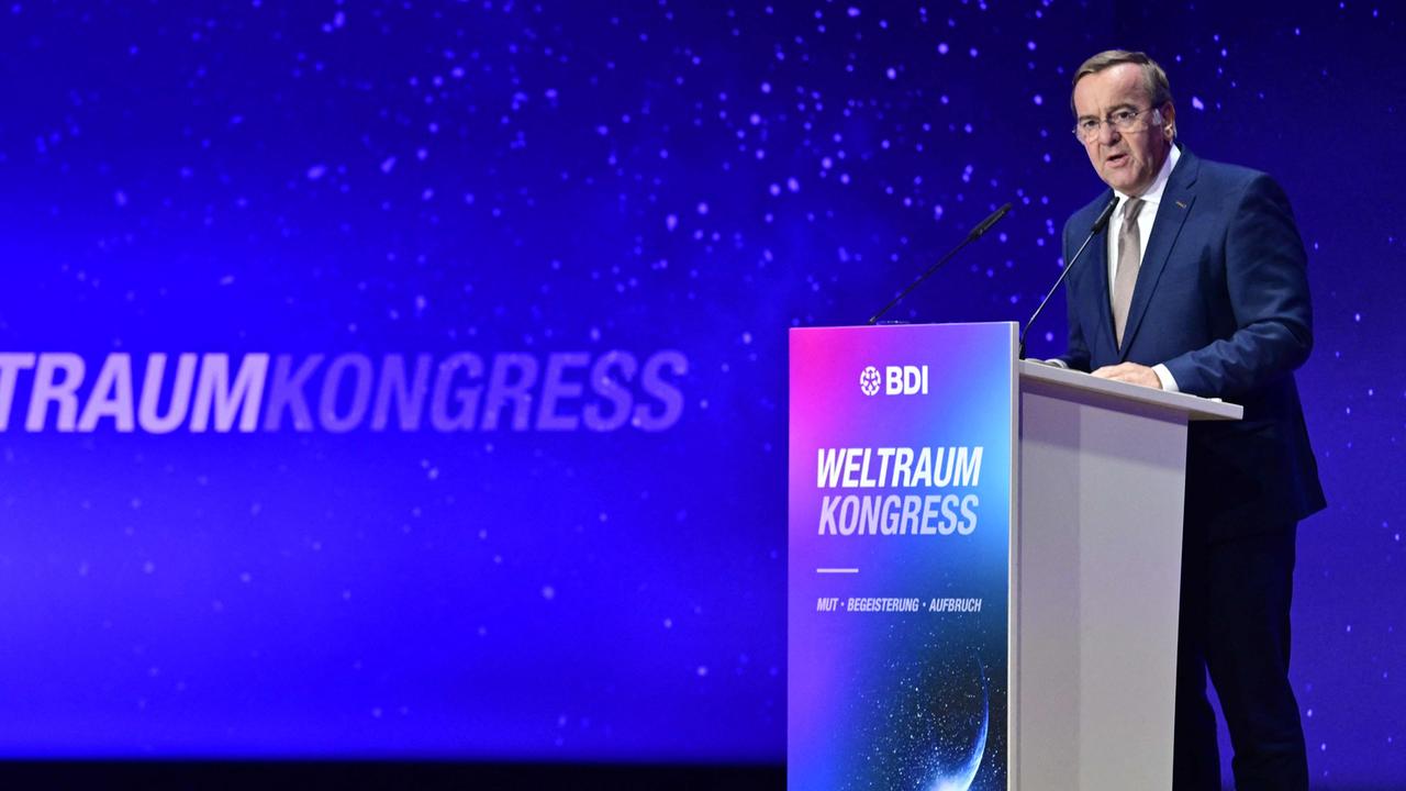 Pistorius warnt: Russland verfolgt unsere Satelliten im All