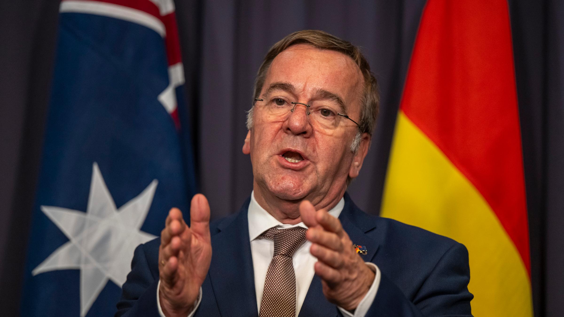 Boris Pistorius (SPD), Verteidigungsminister, spricht am 26.03.2026 in Australien, Canberra