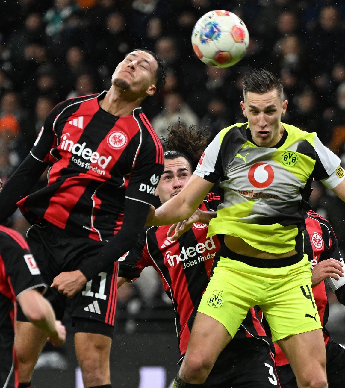 Younes Ebnoutalib und Nico Schlotterbeck am 09.01.26