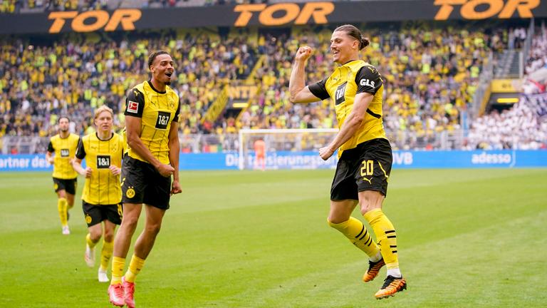 Marcel Sabitzer (Borussia Dortmund) Torjubel, jubelt nach seinem Treffer zum 2:0.