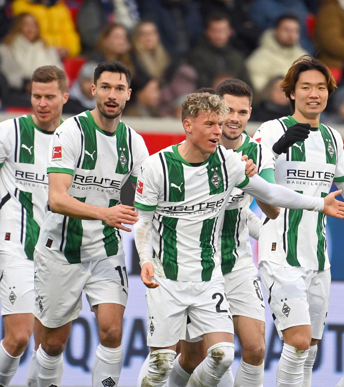 Spieler von Borussia Mönchengladbach beim Torjubel
