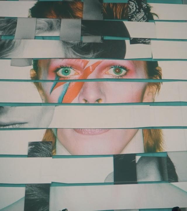Mit rund 140 Millionen verkauften Tonträgern gilt Bowie als einer der einflussreichsten Musiker der Rock- und Popmusik.