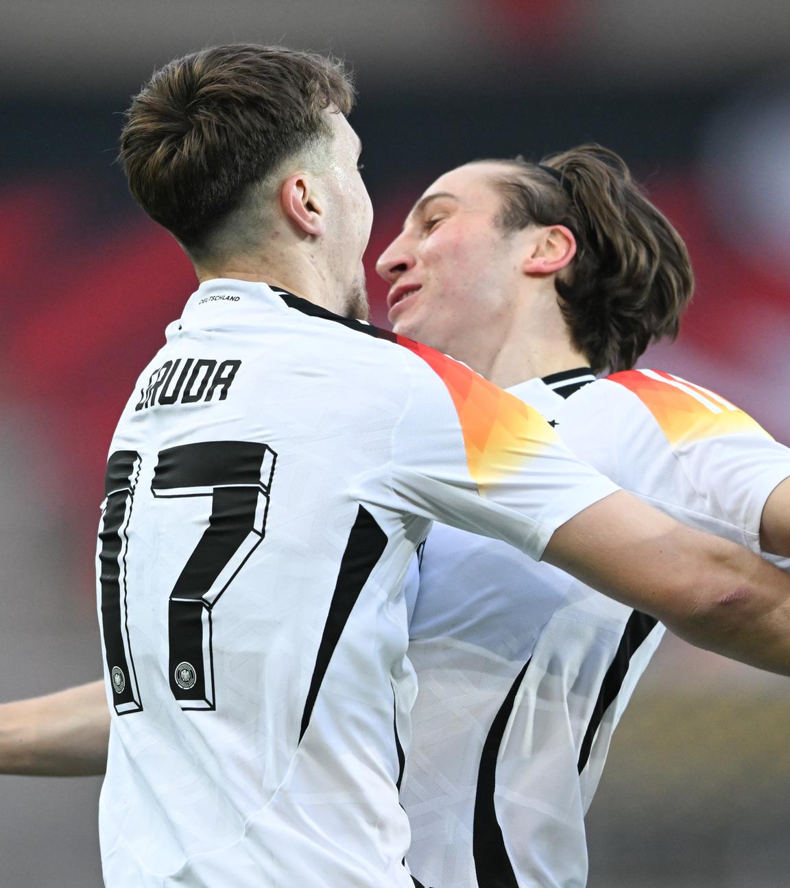 Brajan Grunda und Rocco Reitz