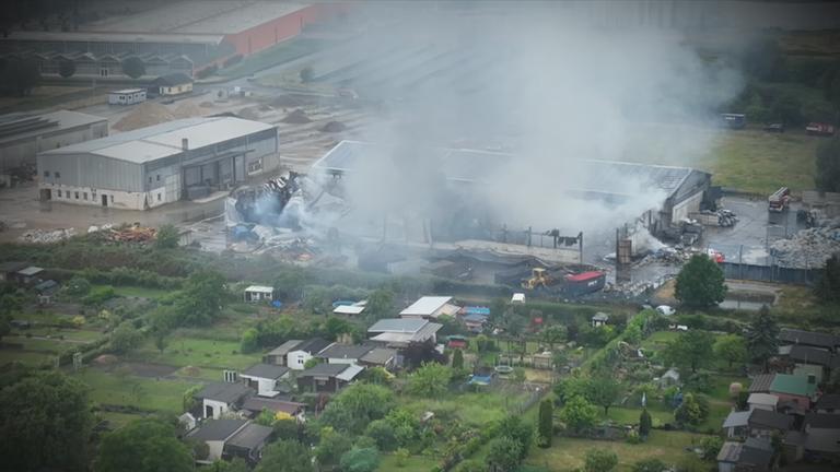 Brand in Mülldeponie