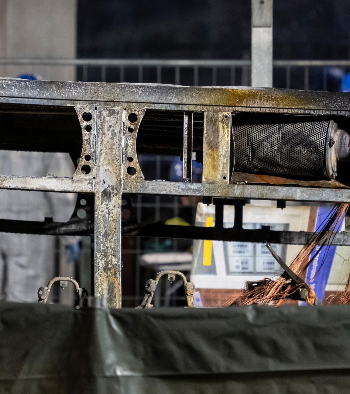 Postbus in der Schweiz in Brand geraten, mehrere Tote und Verletzte