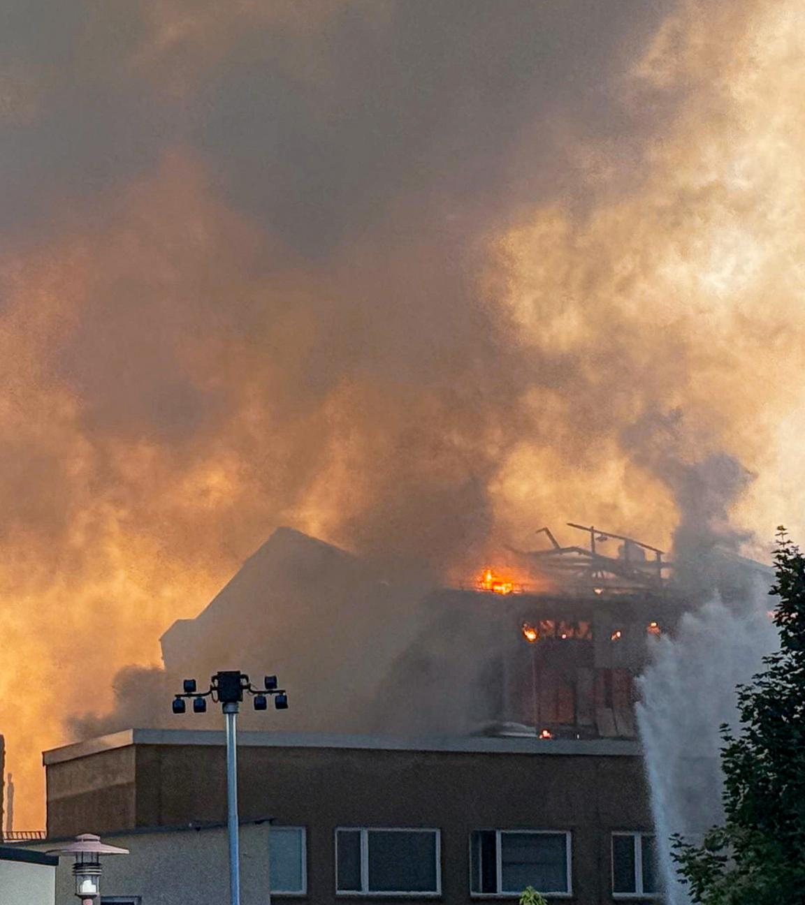 Feuer im früheren Operettenhaus in Dresden