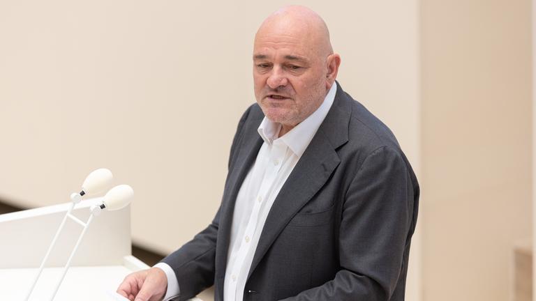 Brandenburgs Finanzminister Robert Crumbach