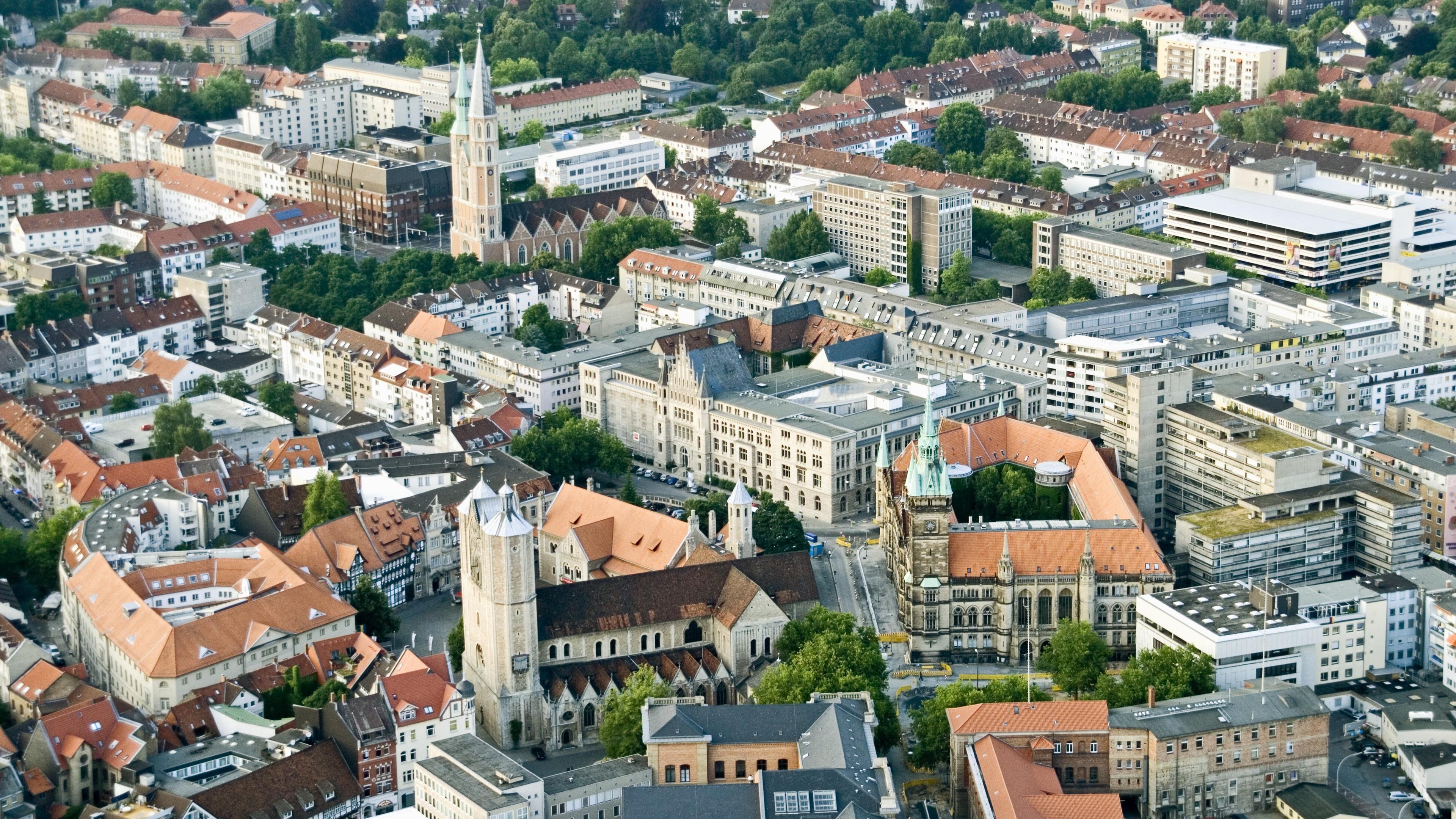 Stadtansicht von Braunschweig aus der Luft
