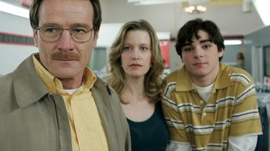 Archiv: BREAKING BAD US TV SERIES 2008 - Series,1 Episode,1 Pilot BRYAN CRANSTON as Walter H. White, ANNA GUNN as Skylar White, RJ MITTE as Walter White Jr.