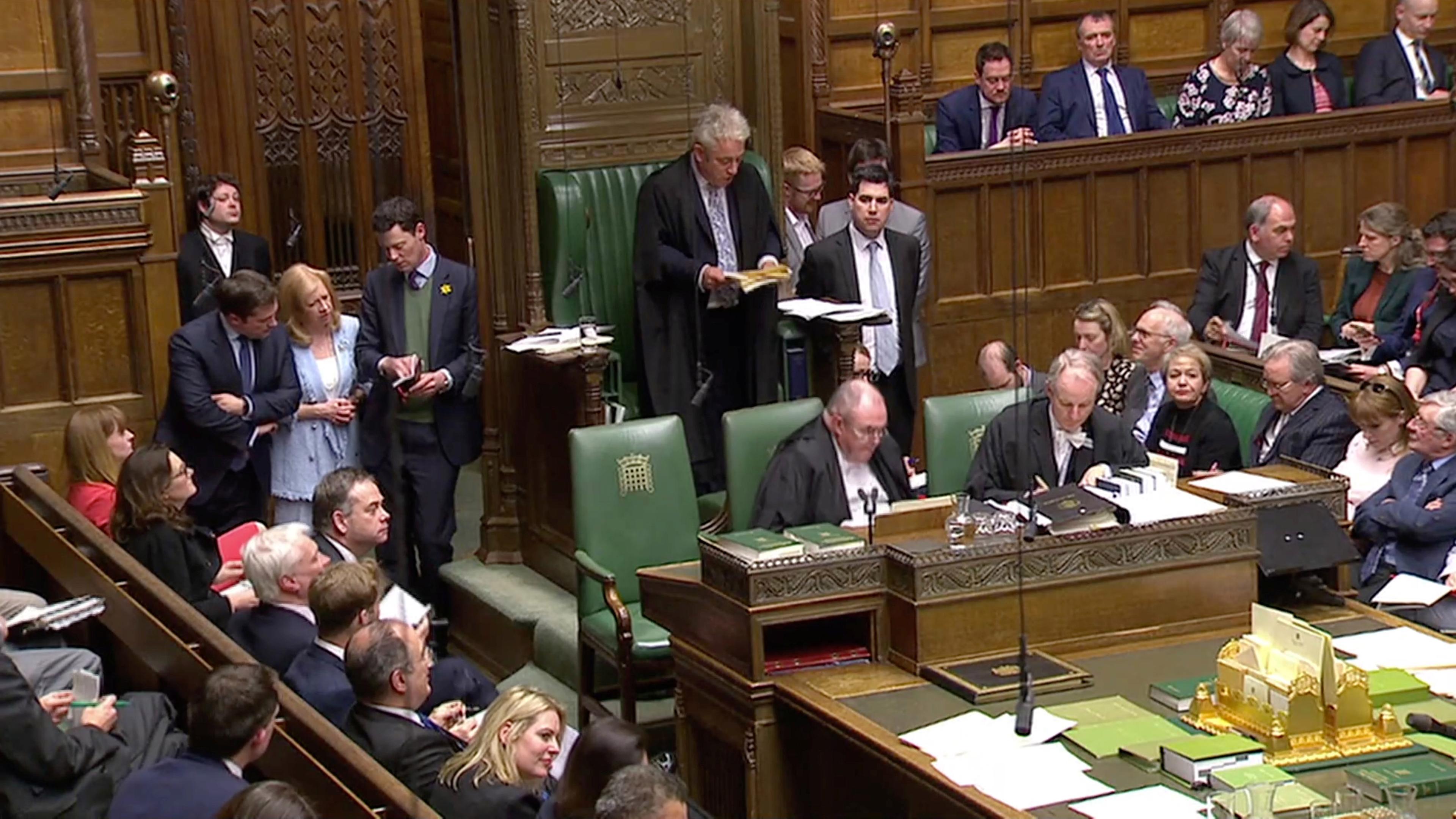 Der britische Parlamentssprecher John Bercow verkündet die Ergebnisse der Abstimmung über die Brexit-Alternativen im Parlament. Am 01.04.2019 in London.