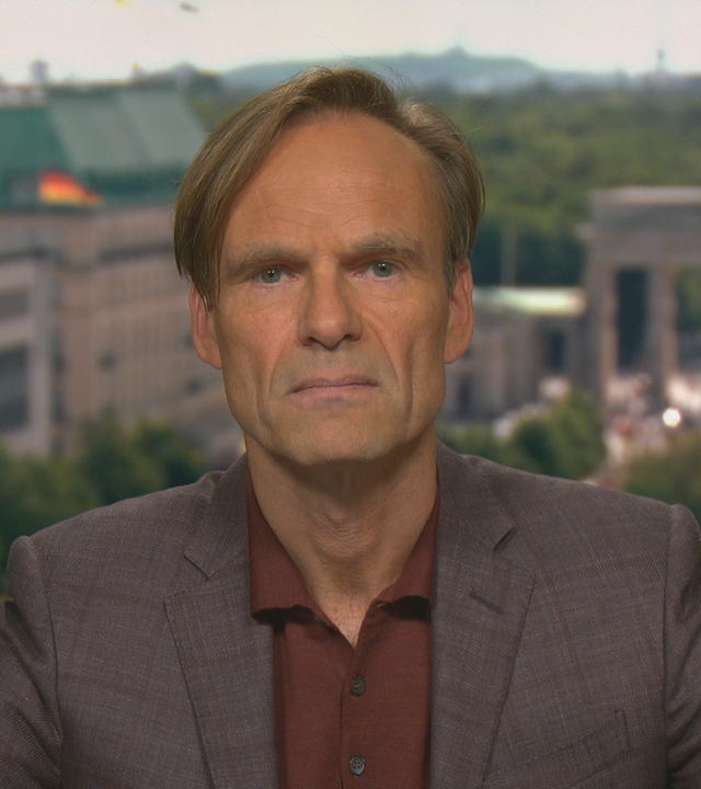 ZDF-Hauptstadtkorrespondent Wulf Schmiese bei ZDFheute live.