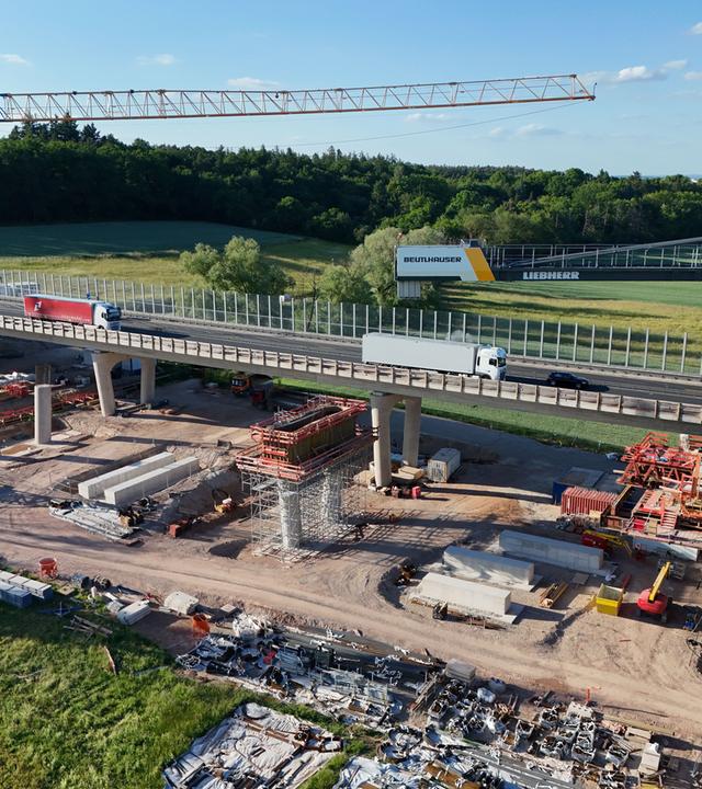 Brückenbauarbeiten, Autobahn A3 bei Erlangen