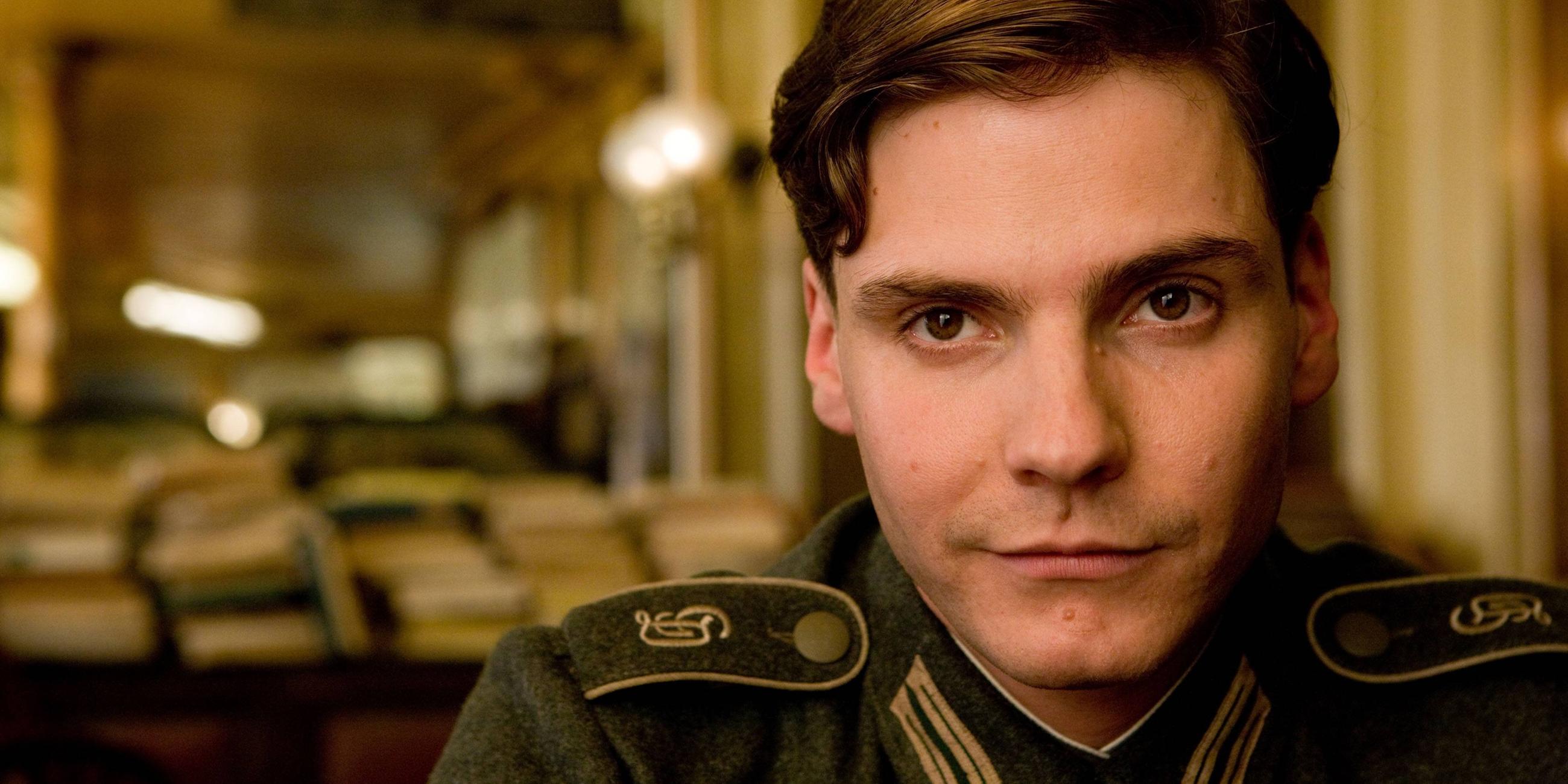 In Quentin Tarantinos oscarnominiertem Film "Inglourious Basterds" spielt er den deutschen Kriegshelden Fredrick Zoller.
