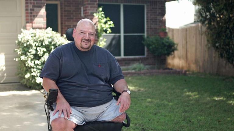 Ex-Polizist Ray Shappa wurde nach einem Dienstunfall entlassen und ist nun auf Spenden angewiesen