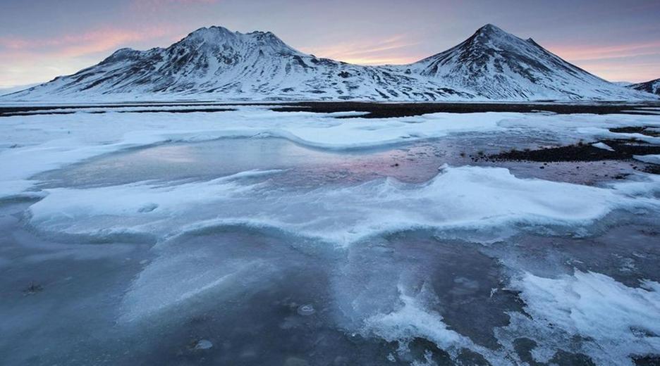 Gletschersee Jökulsarlon vor dem Vatnajökull-Gletscher