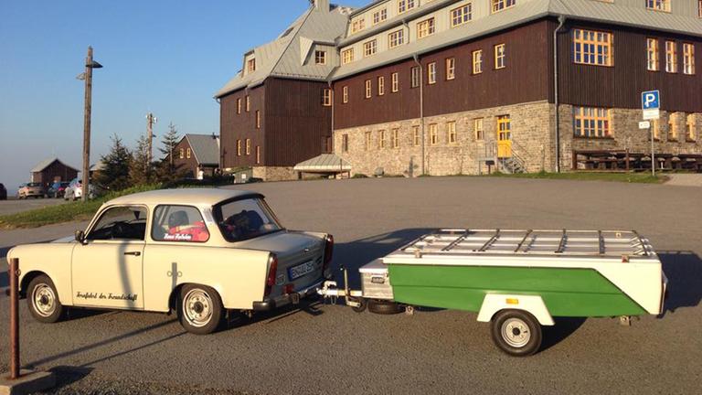  Trabi mit Anhänger in Fichtelberg