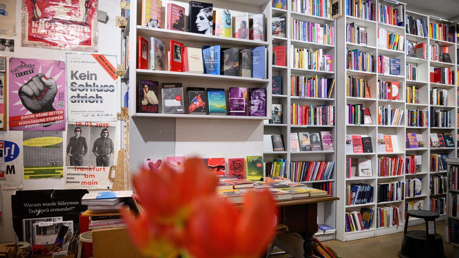 Buchhandlung "Zur schwankenden Weltkugel" in Berlin