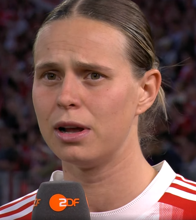 Bayerns Mittelfeldspielerin Klara Bühl im Interview
