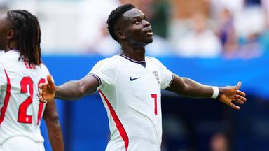 England gewinnt spektakuläres Spiel um Platz drei