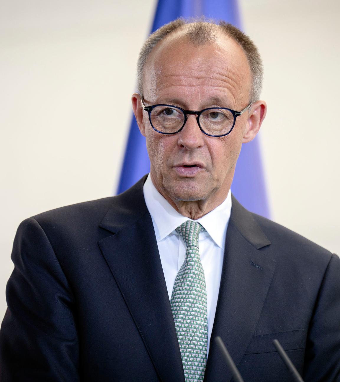 Friedrich Merz beim Empfang des Premierministers von Luxemburg