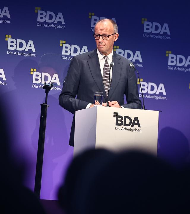 Bundeskanzler Merz auf dem Arbeitgebertag des BDA