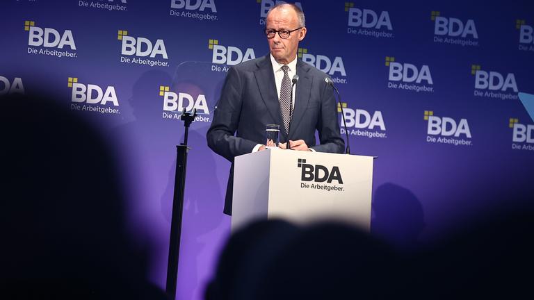 Bundeskanzler Merz auf dem Arbeitgebertag des BDA