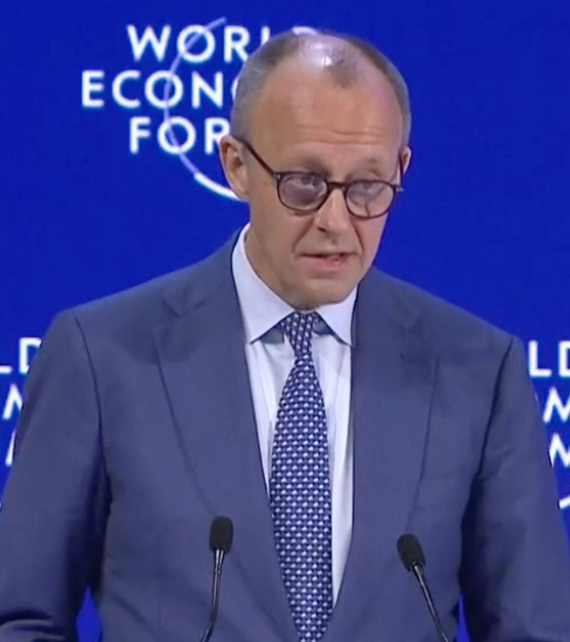 Screenshot aus Video: Bundeskanzler Friedrich Merz spricht beim Weltwirtschaftsforum in Davos 