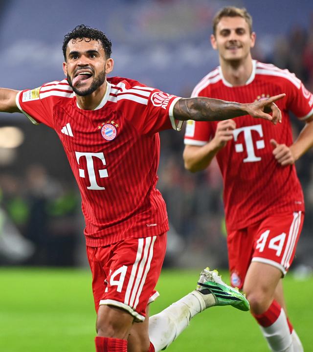 Torjubel von Luis Diaz nach dem Tor zum 6:0 am 17.10.2026 in München.