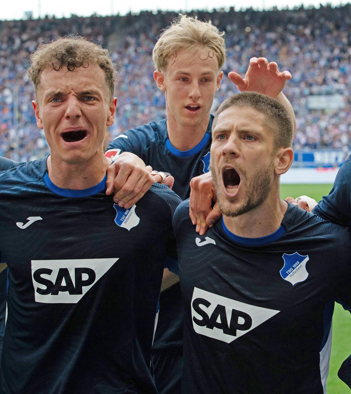 Andrej Kramaric (TSG 1899 Hoffenheim) jubelt nach seinem Tor zum 2:1 am 18.04.2026 in Dortmund. 