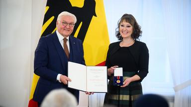 "Sie verändern die Welt": Steinmeier würdigt Ehrenamtler