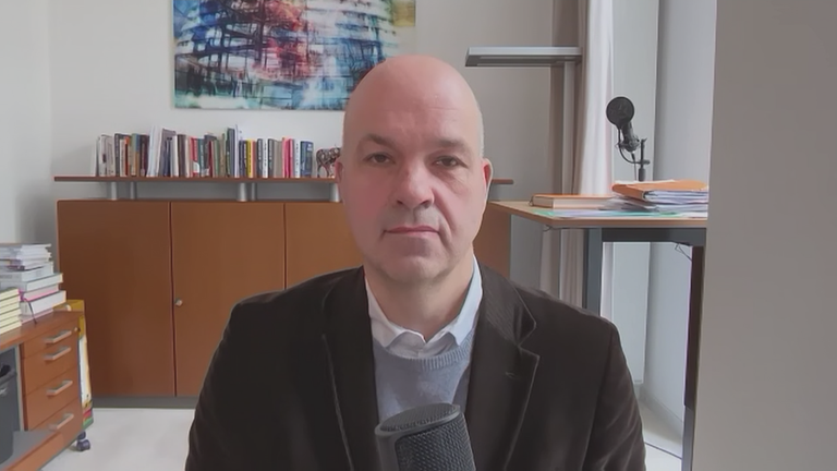 Marcel Fratzscher per Videocall zugeschaltet.